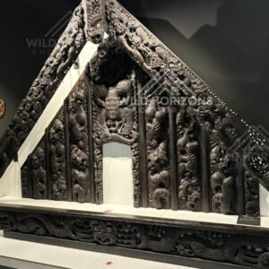 Carved Gateway of Ancestral Forms. Te Puia, Rotorua, New Zealand