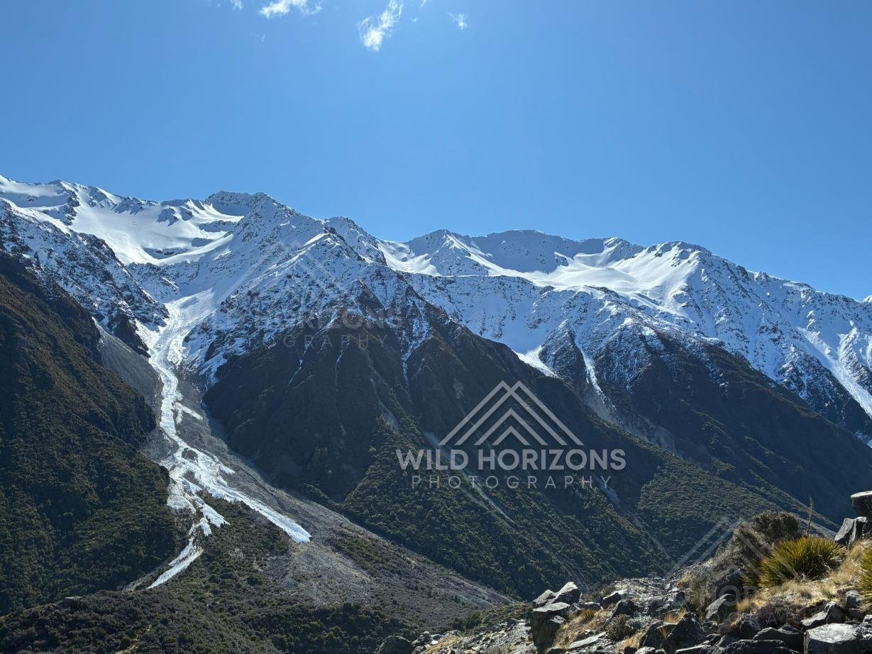 Snow-Lined Alpine Ridges Above Aoraki / Mount Cook, New Zealand
