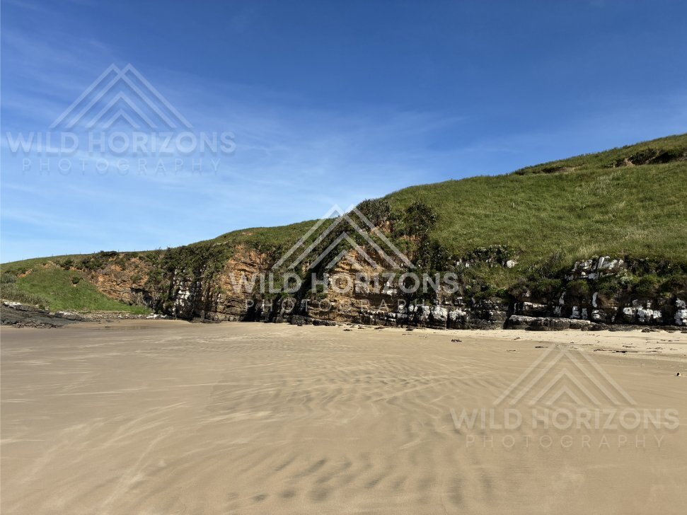 Rocky Headland Beside Open Beach, The Catlins, New Zealand