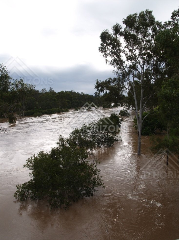 Burnett River in flood at Mundubbera. Mundubbera, Australia.